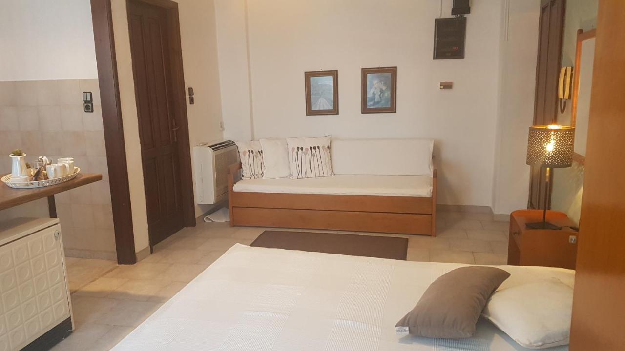 Leventis Apartment Karlovassi